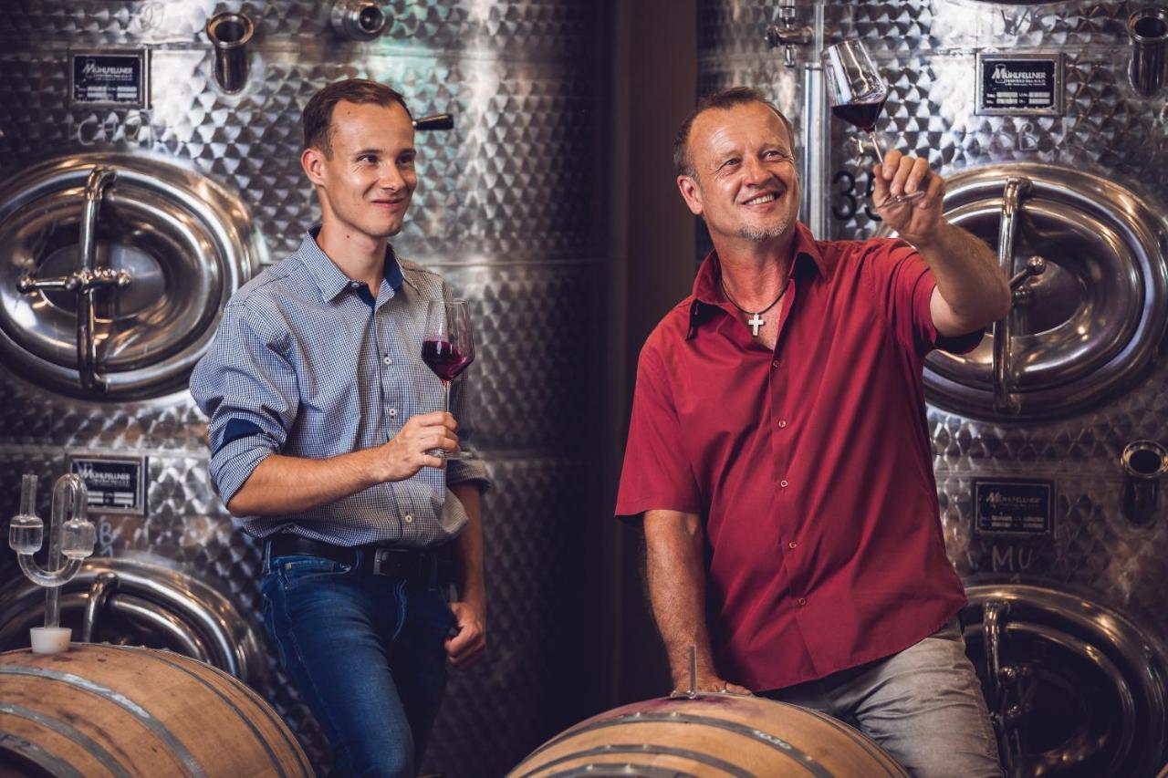 Weingut-Gaestehaus Birnstingl Gamlitz Buitenkant foto